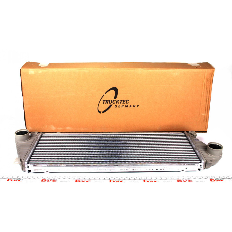 Радіатор інтеркулера MB Sprinter/VW LT 96-