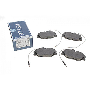 Колодки гальмівні (передні) Fiat Scudo 96- (з датчиком)