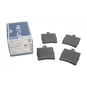 Колодки гальмівні (задні) MB (W202/203/208/210) 93-11